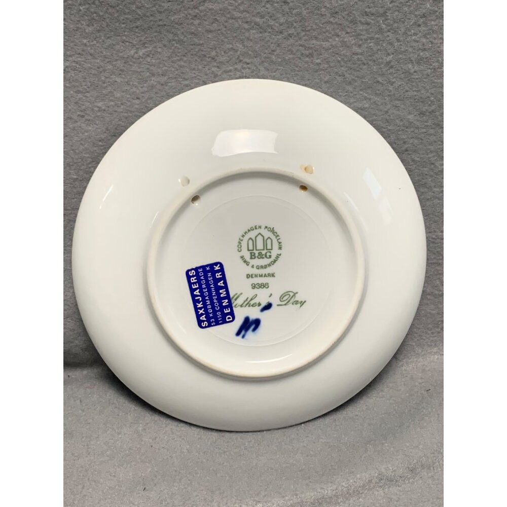 Bing & Grondahl Copenhagen Mothers Day 1986 Plate with Elephant Design 6 Inch Di - Picture 2 of 10